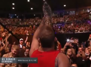 Donald Cerrone a Tai Tuivasa si ukradli show počas UFC 234! [VIDEO]